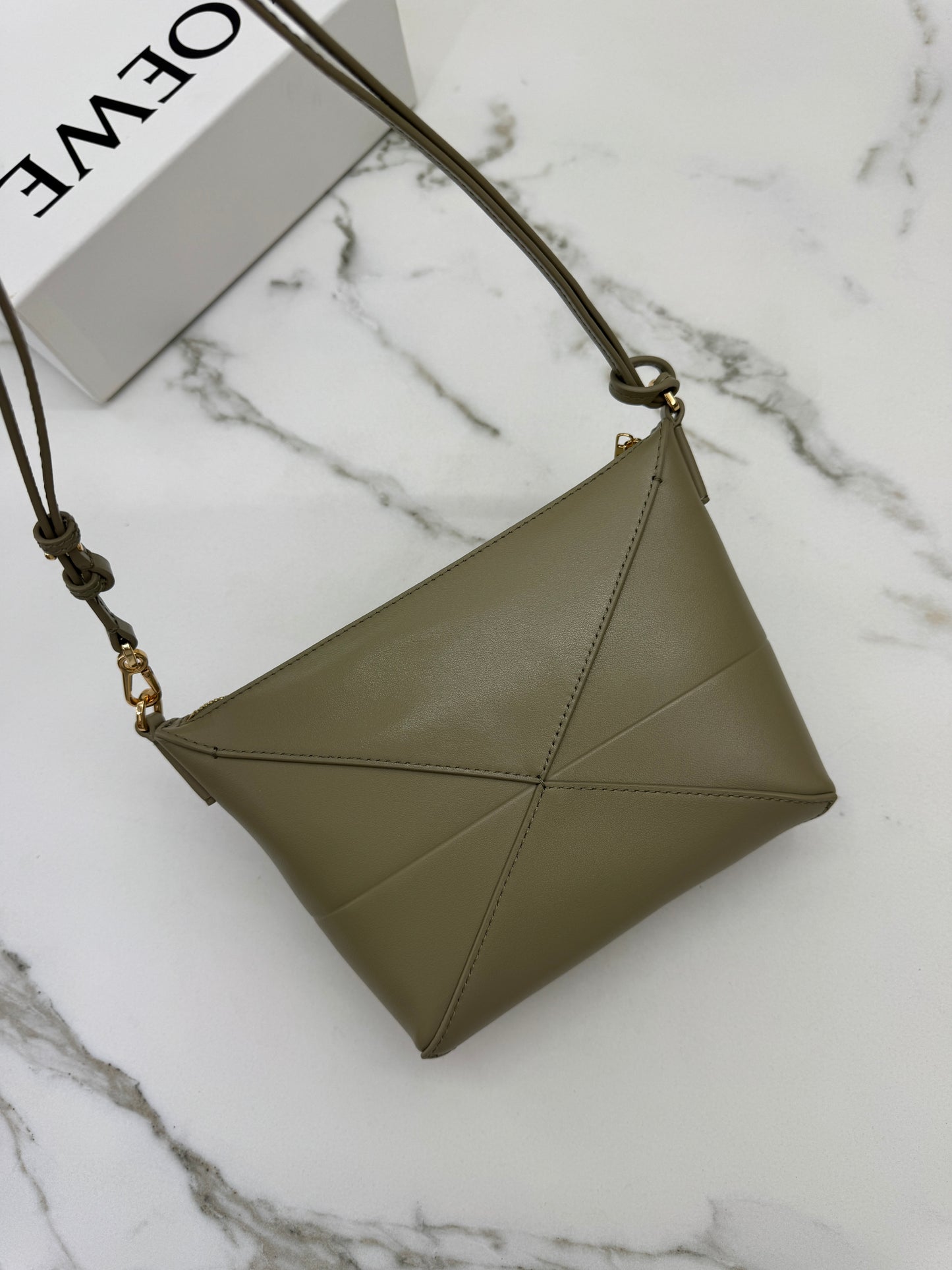 LOEWE Puzzle Fold Pouch Clay Green
