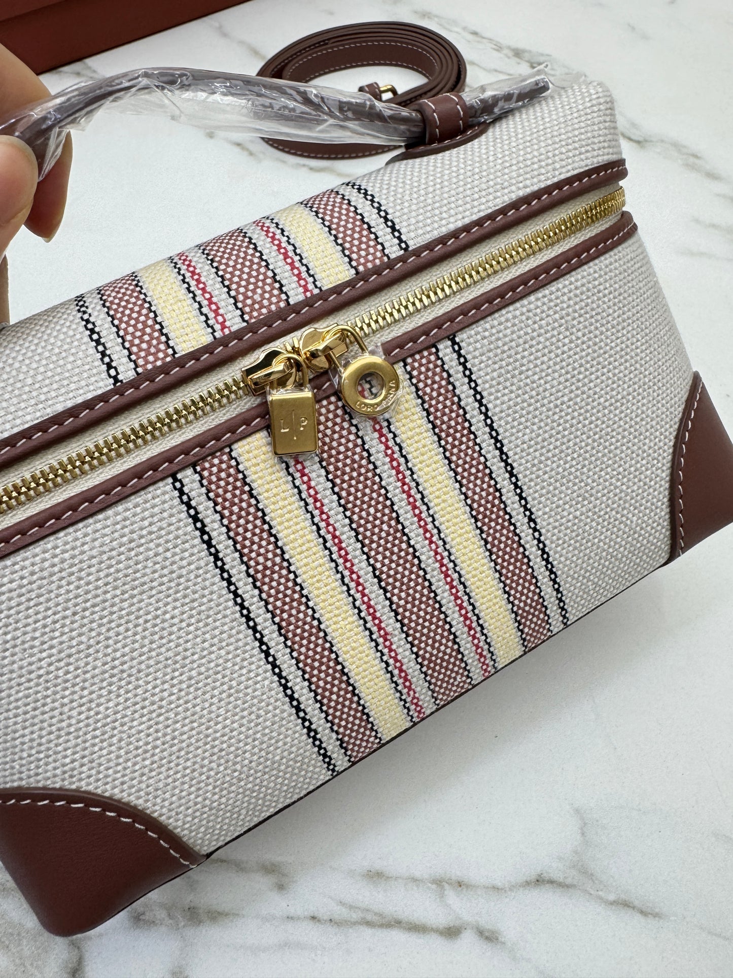 LORO PIANA Extra Pocket 19 帆布