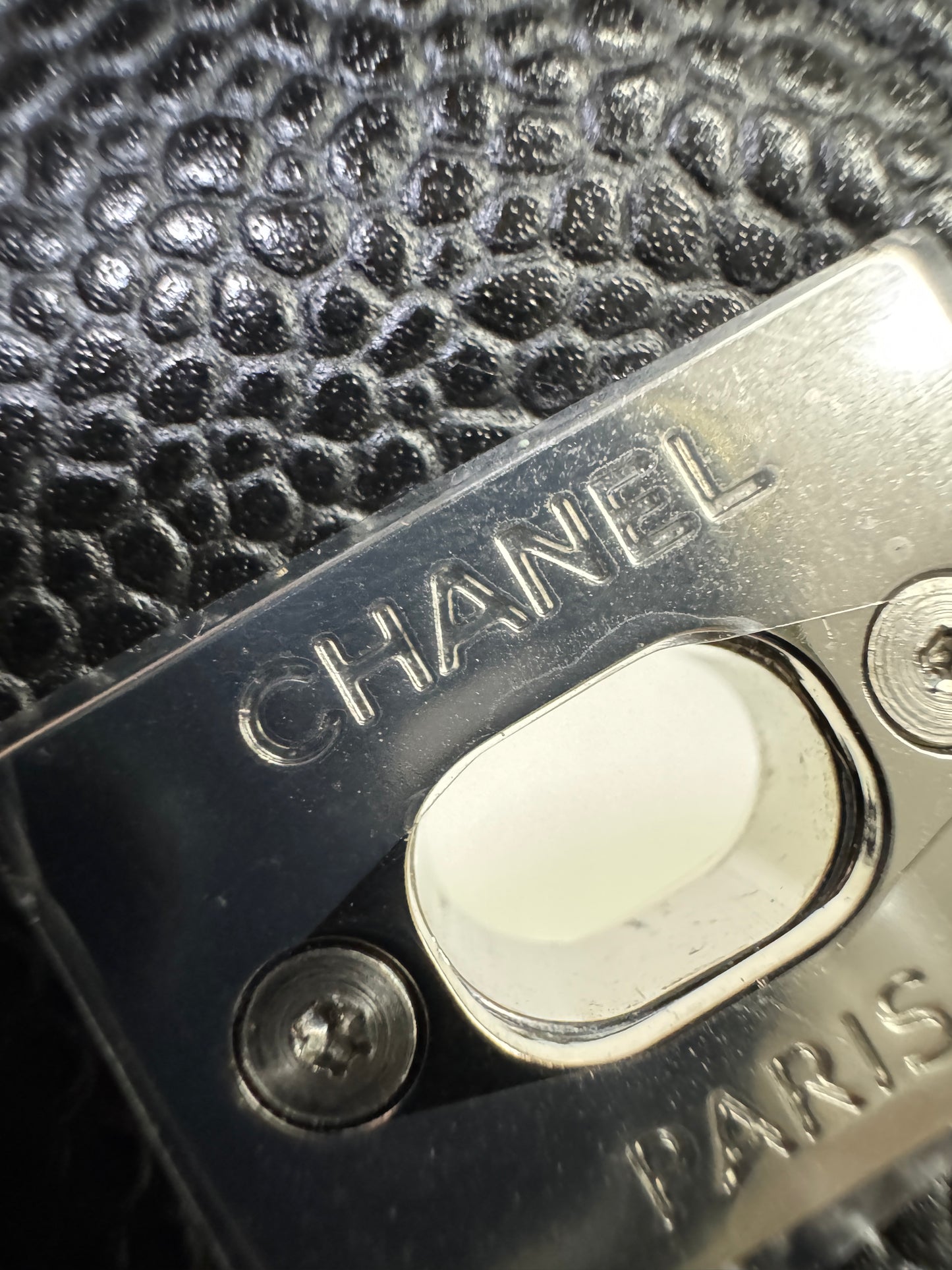 CHANEL CF23 Small 黑銀牛 Caviar