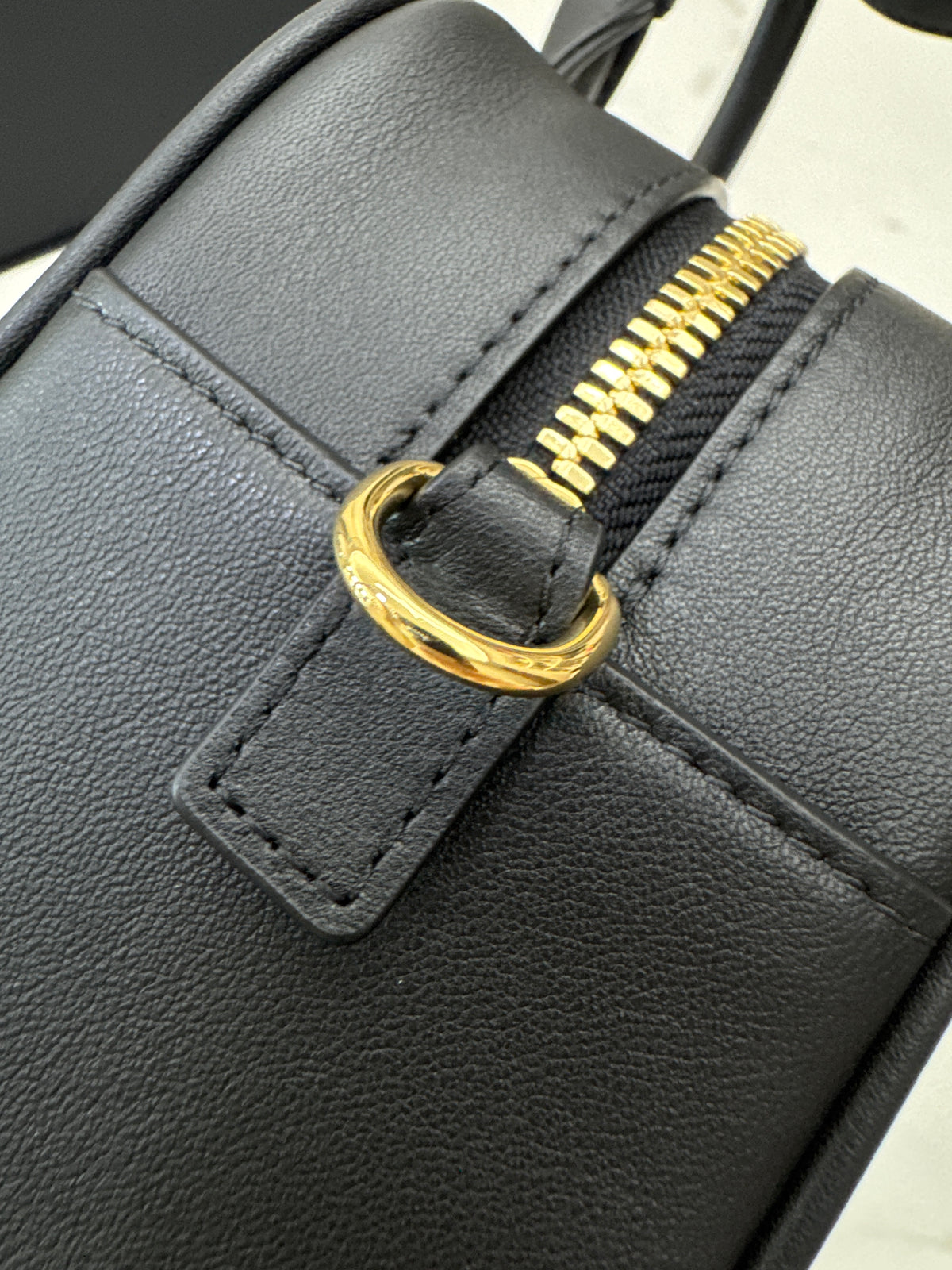 CHANEL 26A Mini 保齡球包 黑色