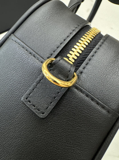 CHANEL 26A Mini 保齡球包 黑色