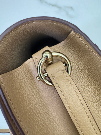 HERMES Roulis 19 奶茶色淺金扣 Chai Evercolor PBHW