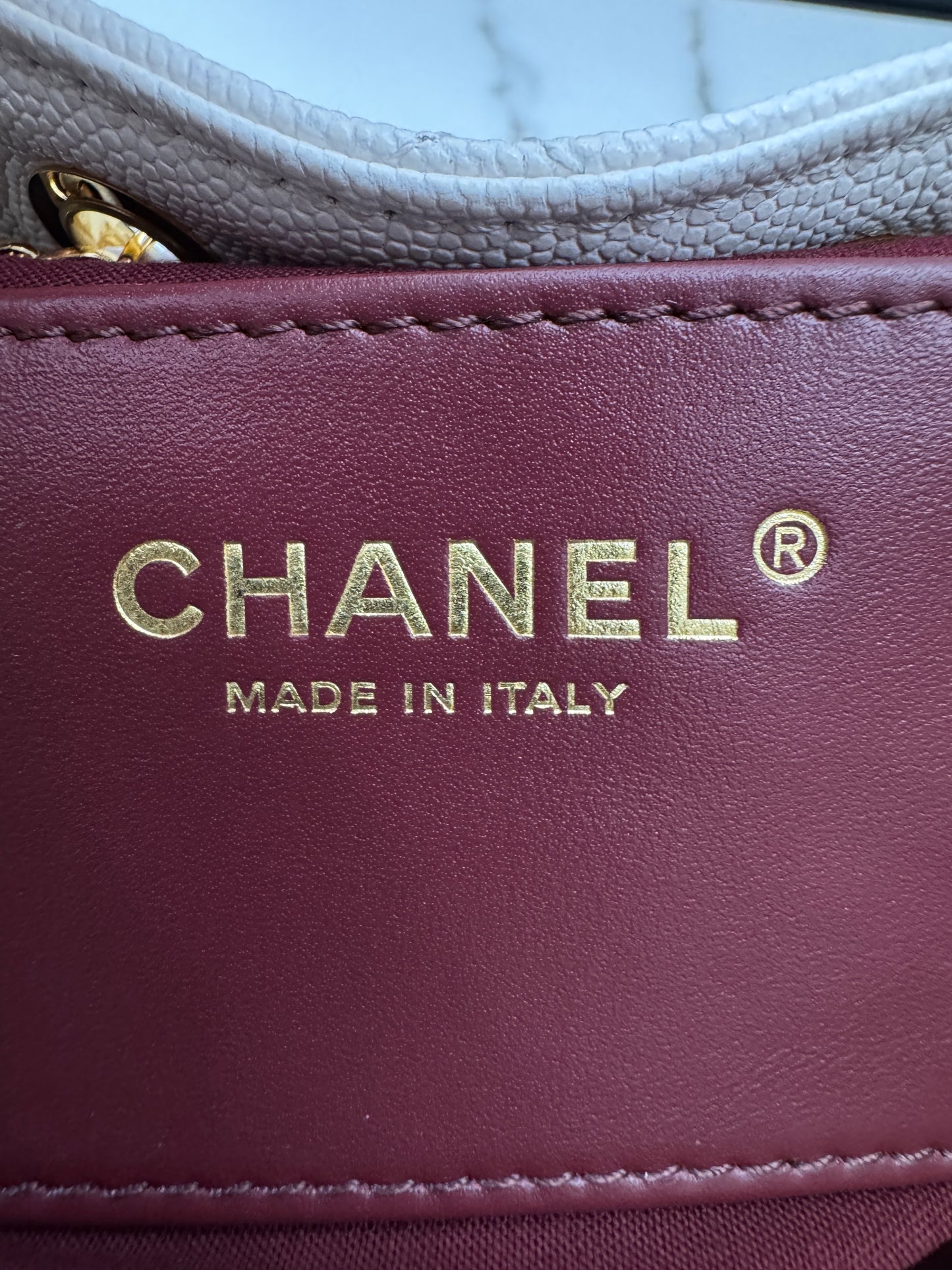 CHANEL Mini 25Bag 白色亮金扣