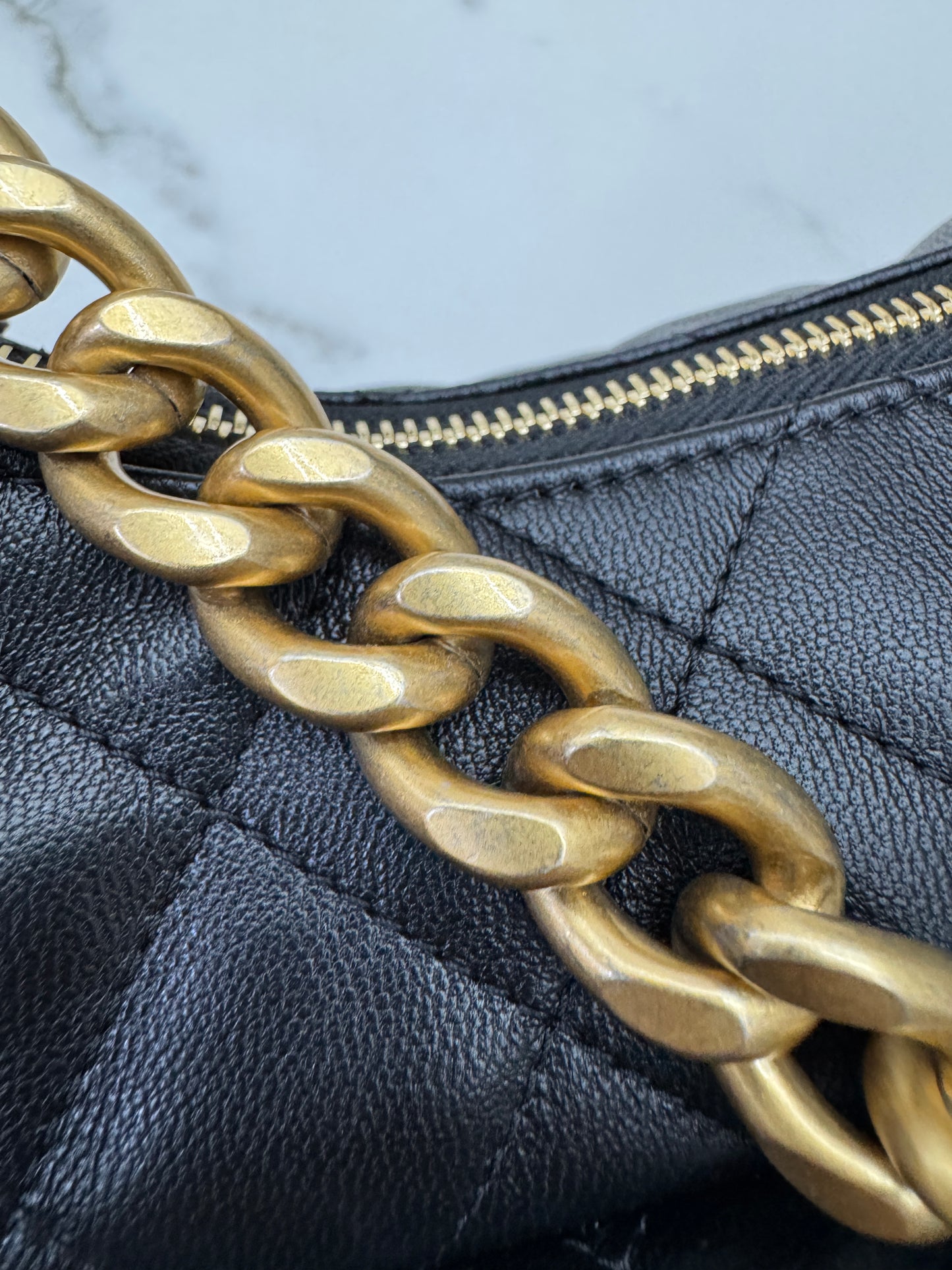 CHANEL 25C 多口袋Hobo 黑色
