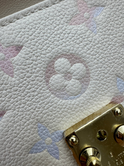 LV Pochette Metis East-West 漸變紫