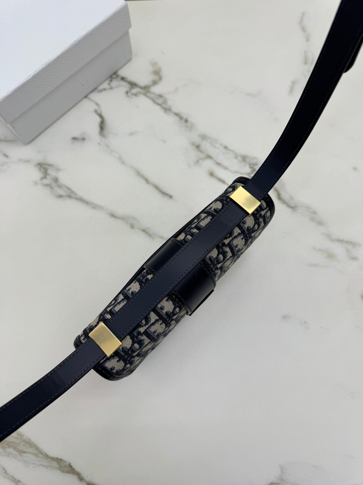 DIOR 30 Montaigne Small Blue Oblique