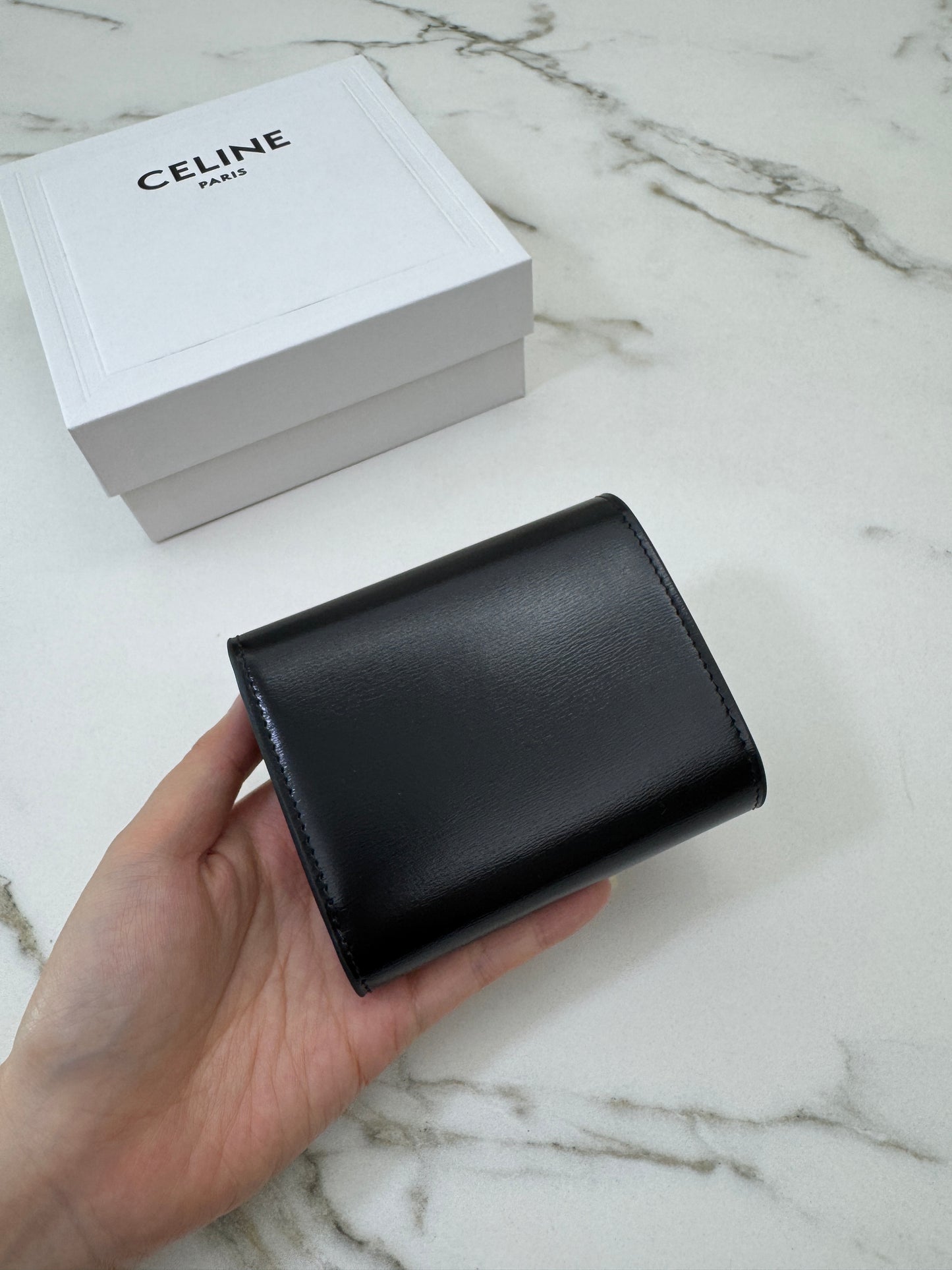 CELINE Wallet 凱旋門金扣Box皮