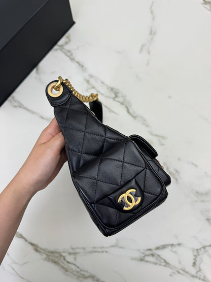 CHANEL 25C 多口袋Hobo 黑色