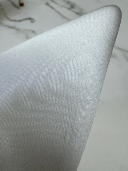 JIMMY CHOO Saeda 85 緞面白