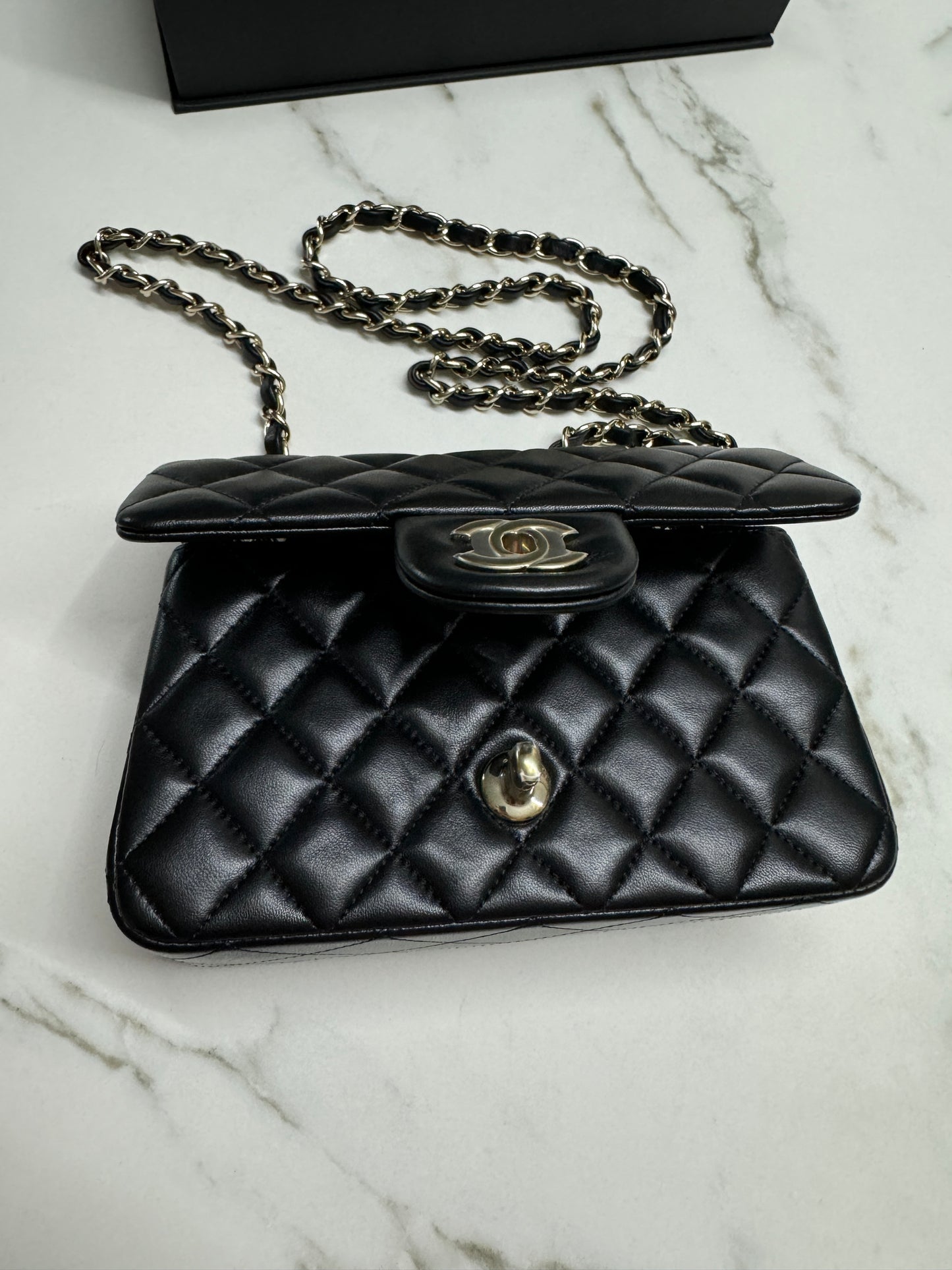 CHANEL CF20 羊皮 黑色淡金扣