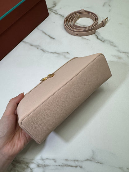 LORO PIANA Extra Pocket 19 奶油蜂蜜色 Creamed Honey