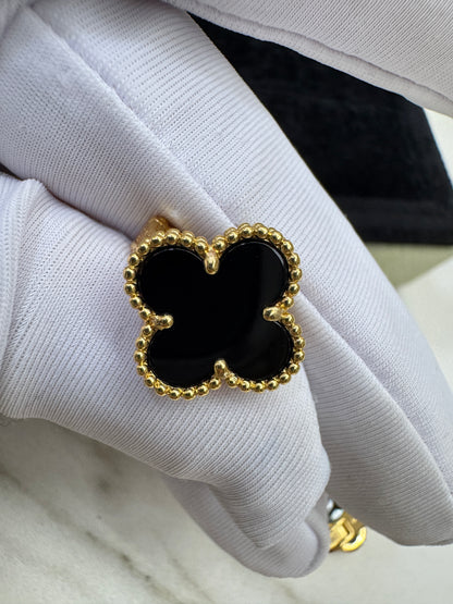 VCA Vintage Alhambra Earrings 黑玉髓