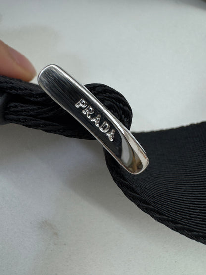 PRADA Explore 男裝 Re-nylon