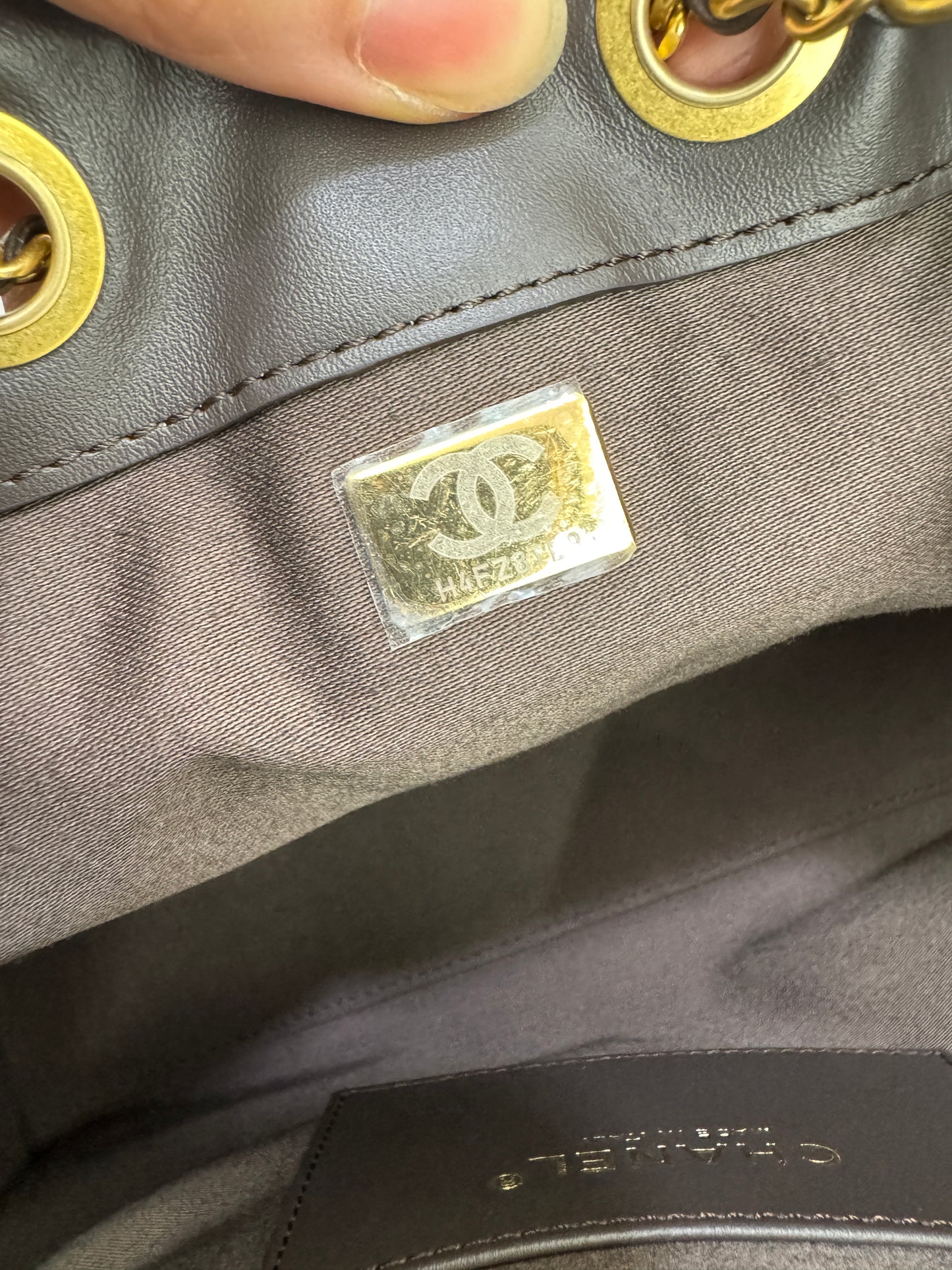 CHANEL 25Bag 麂皮深棕色 Small