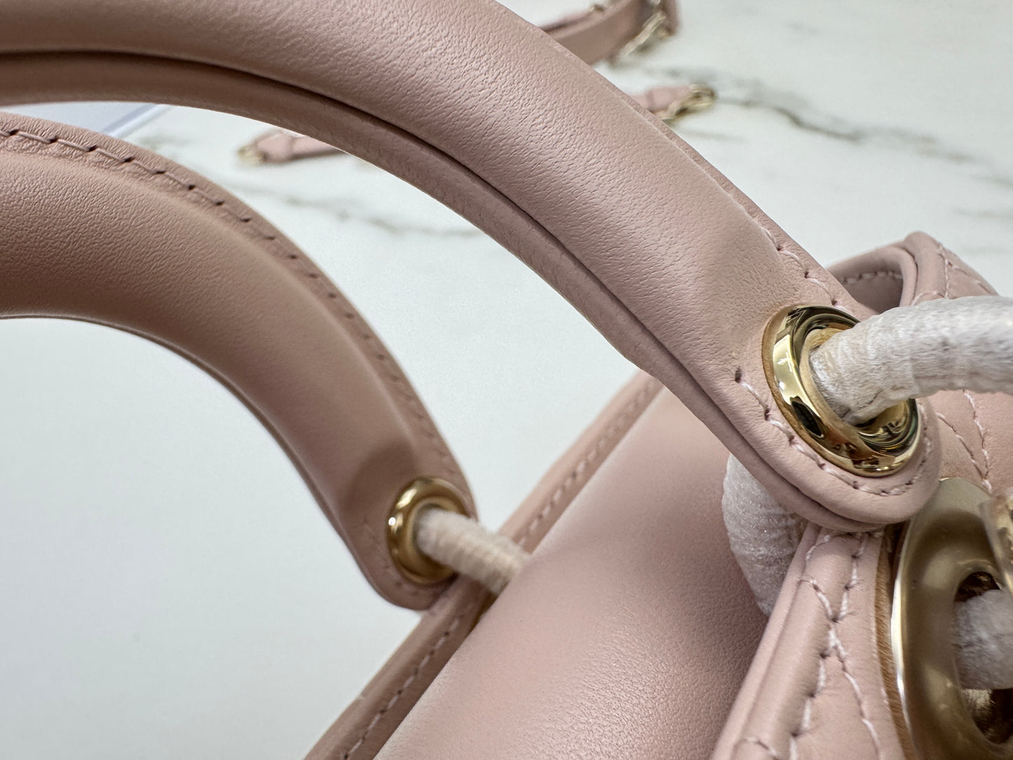 DIOR D-joy Small 胭脂粉 Powder Pink