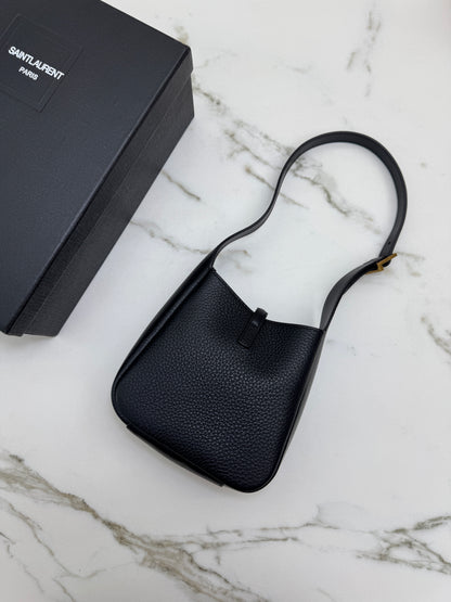 YSL LE 5 A 7 Hobo Baby