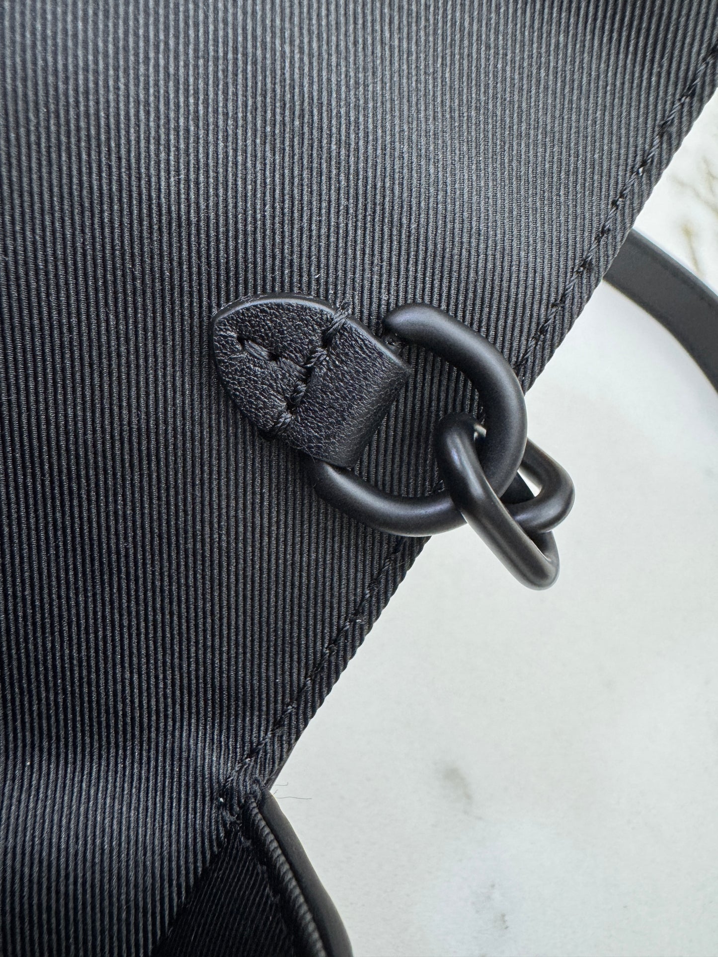 LV Steamer Wearable Wallet - Monogram Taurillon Leather