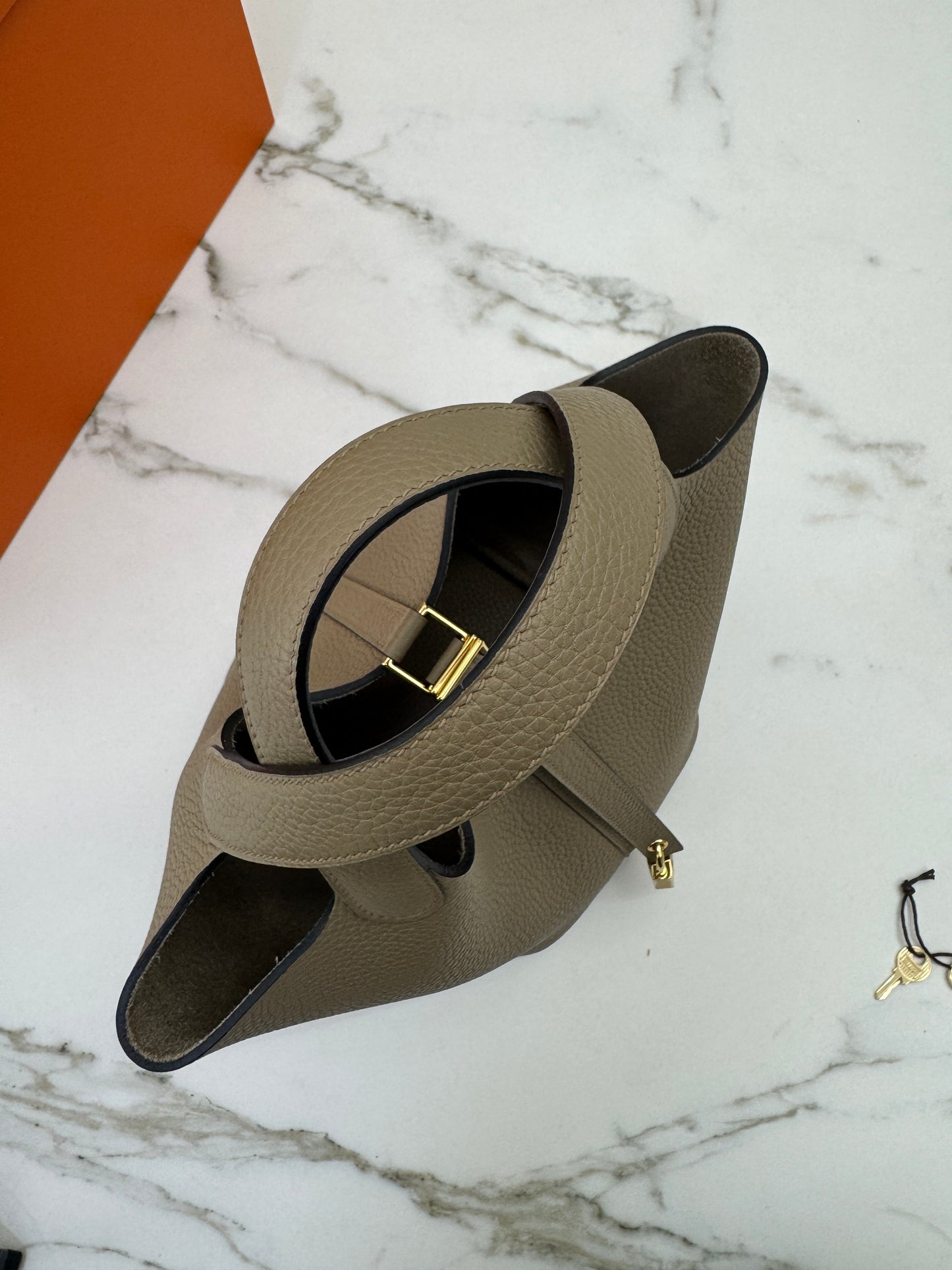 HERMES Picotin 18 馬爾淺米金扣 8Q Beige Marfa GHW