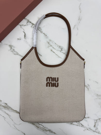 MIU MIU Ivy Tote 帆布 Regular Size