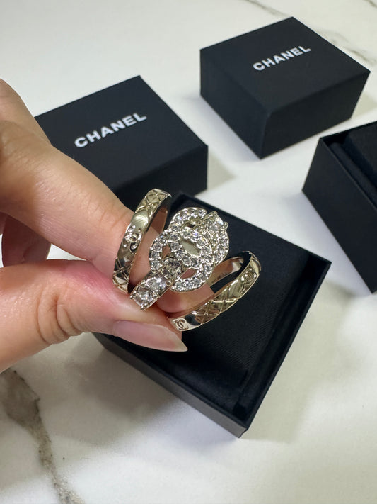 CHANEL 25P 三件套淺金色戒指