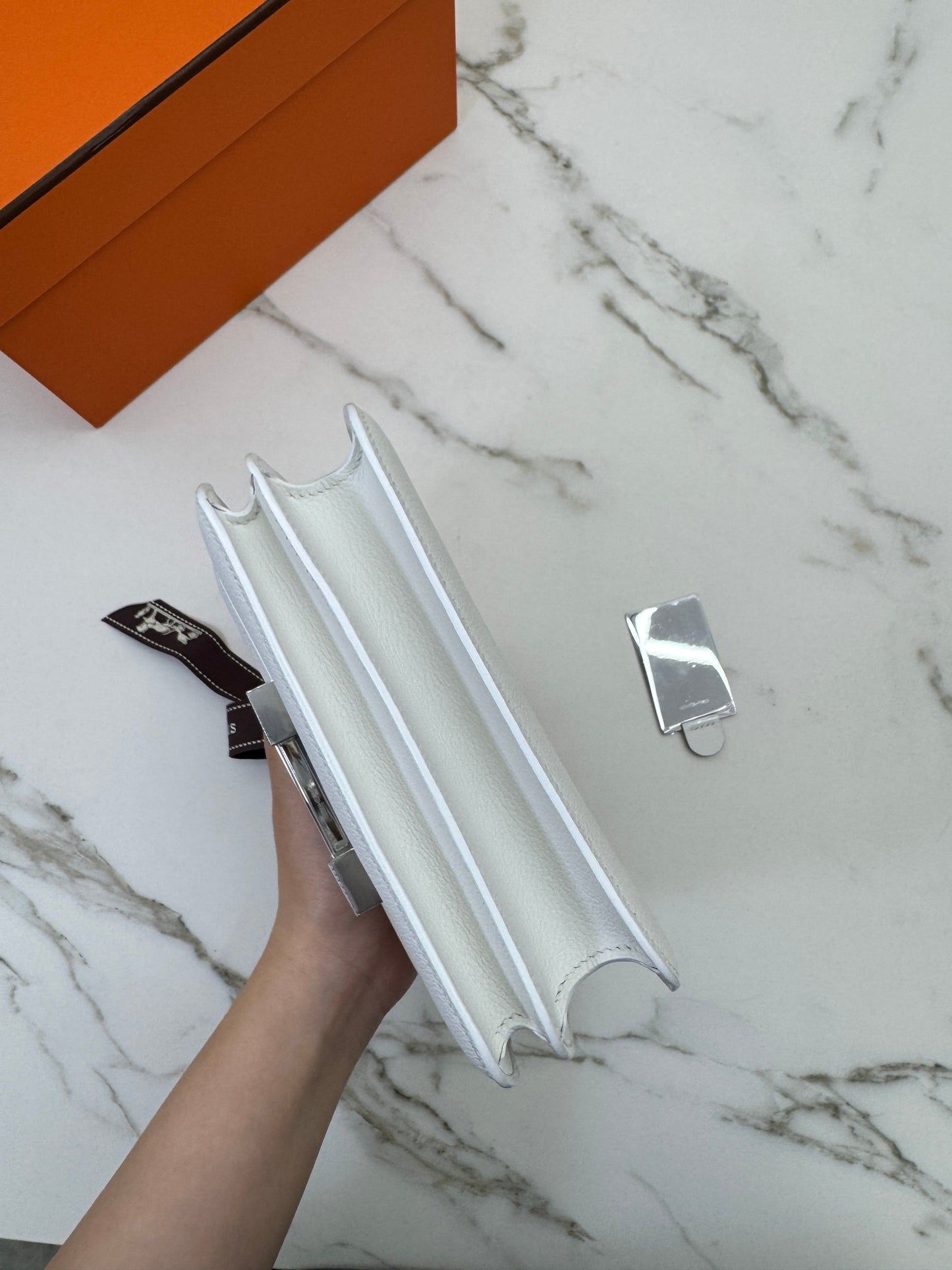 HERMES Mini Constance 新白色 銀扣 Evercolor 0U New White PHW