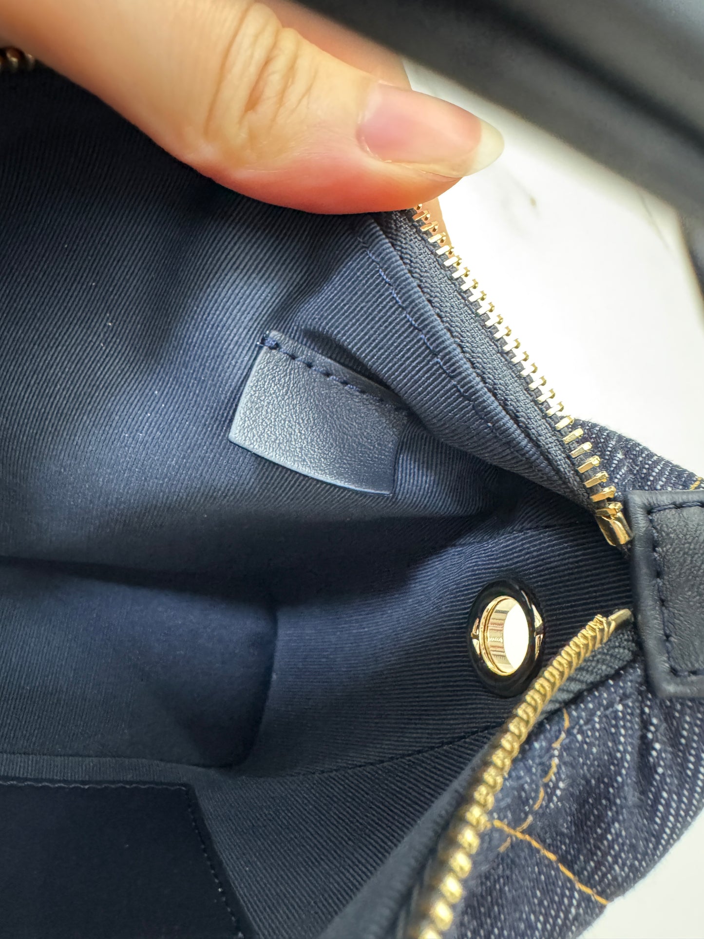 CHANEL 26P牛仔飯盒包
