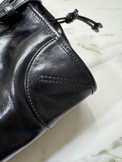 PRADA Soft Lux 中號 黑色