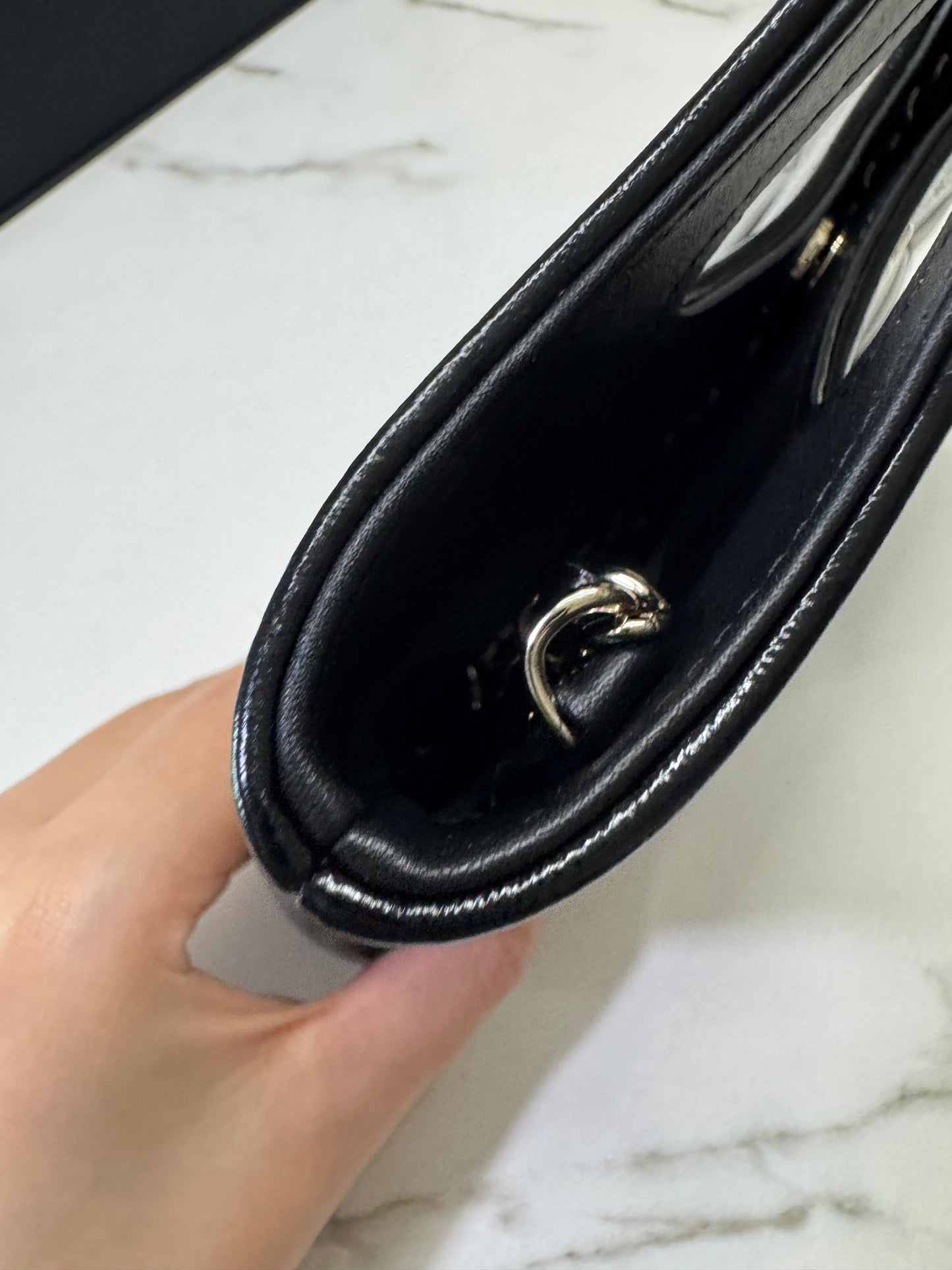 CHANEL 31Bag Nano 黑色油臘羊皮