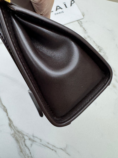 ALAIA Le Click East West Medium 深棕色