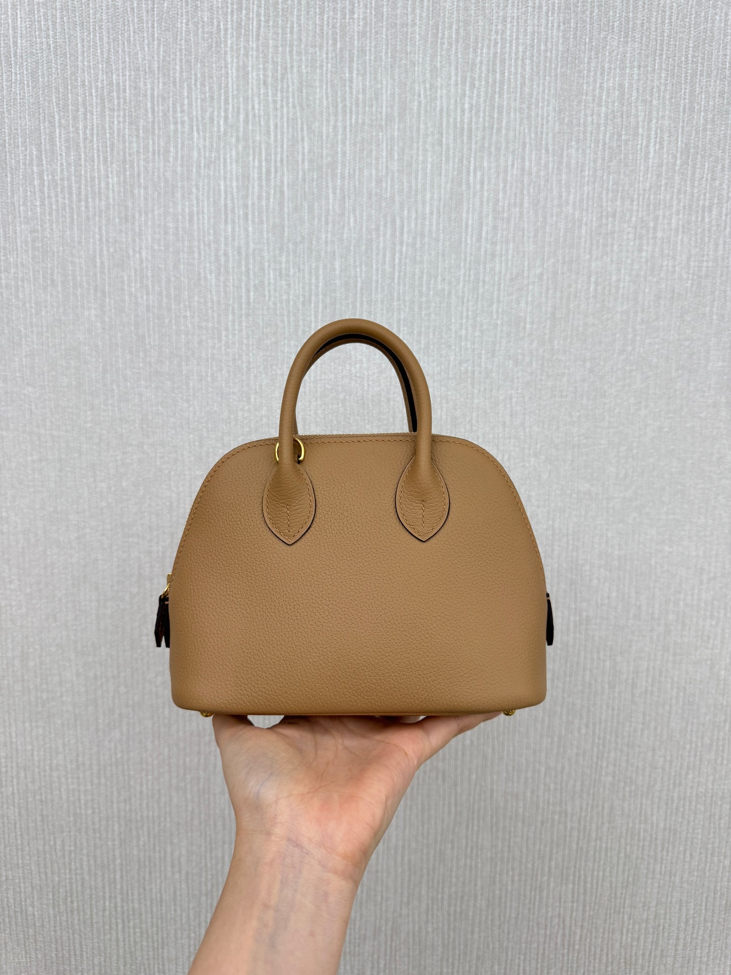 HERMES Mini Bolide 奶茶色金扣 Evercolor Chai GHW