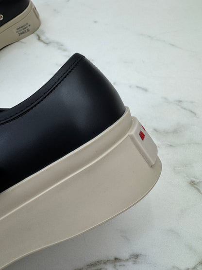 MARNI 大頭瑪麗珍 黑色皮款