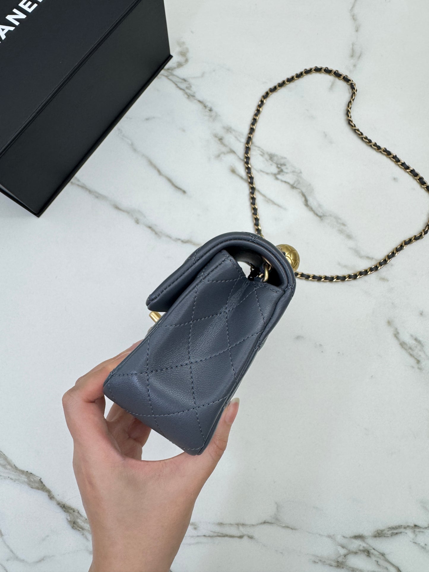 CHANEL 金球 Mini CF20 石墨灰 深灰羊皮