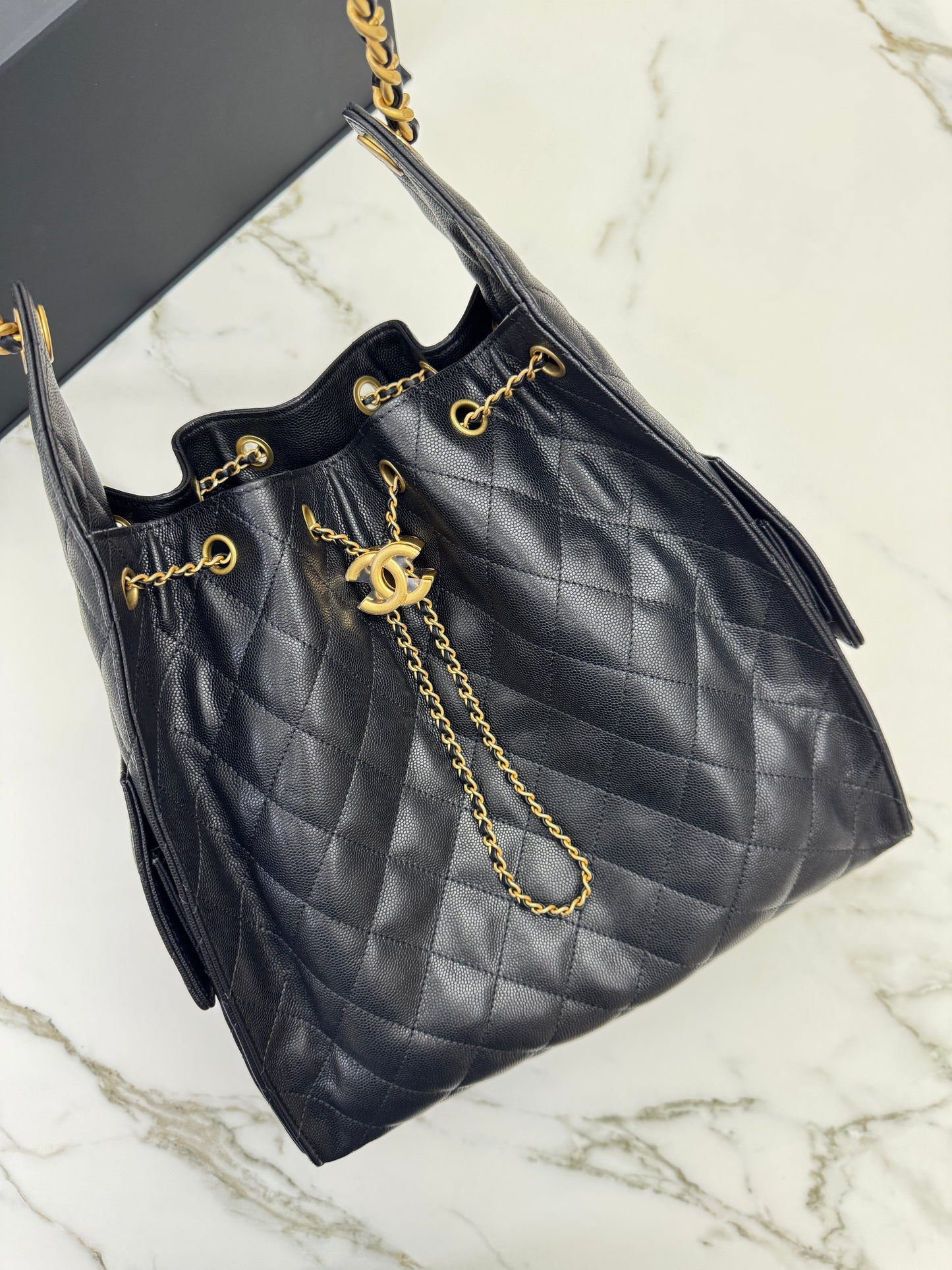 CHANEL 25Bag Medium 黑色荔枝皮