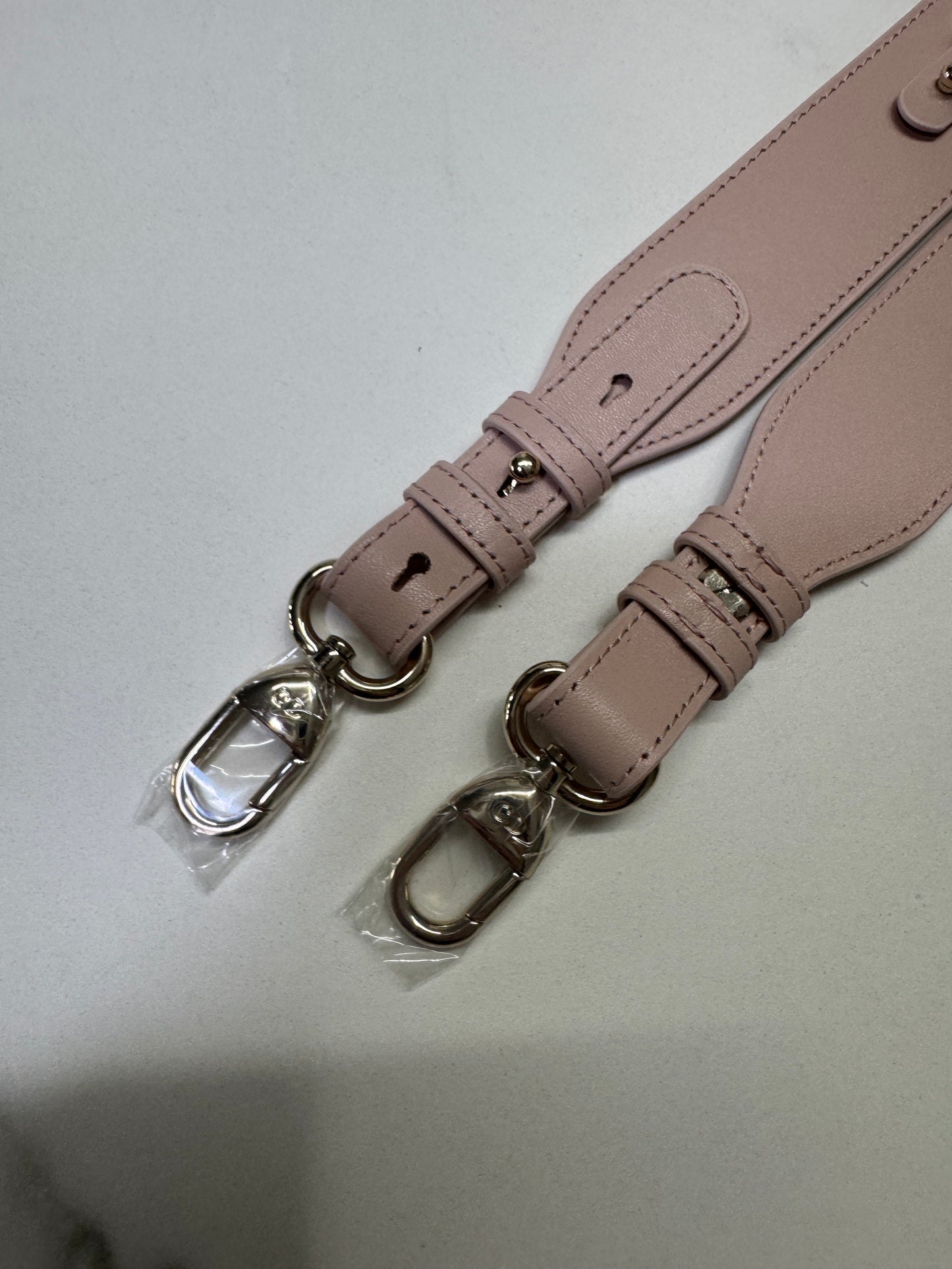 DIOR Lady Dior Small 胭脂粉