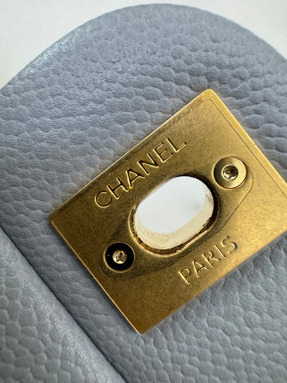 CHANEL 愛心金球 灰色 Mini Flap Bag 20cm