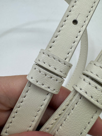 BV Parachute Small 海鹽白 Sea Salt