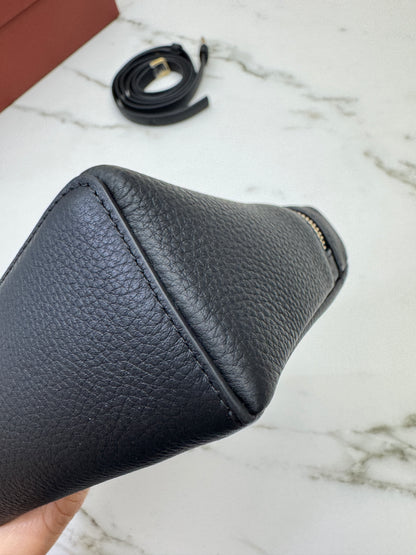 LORO PIANA Extra Pocket 19 黑金