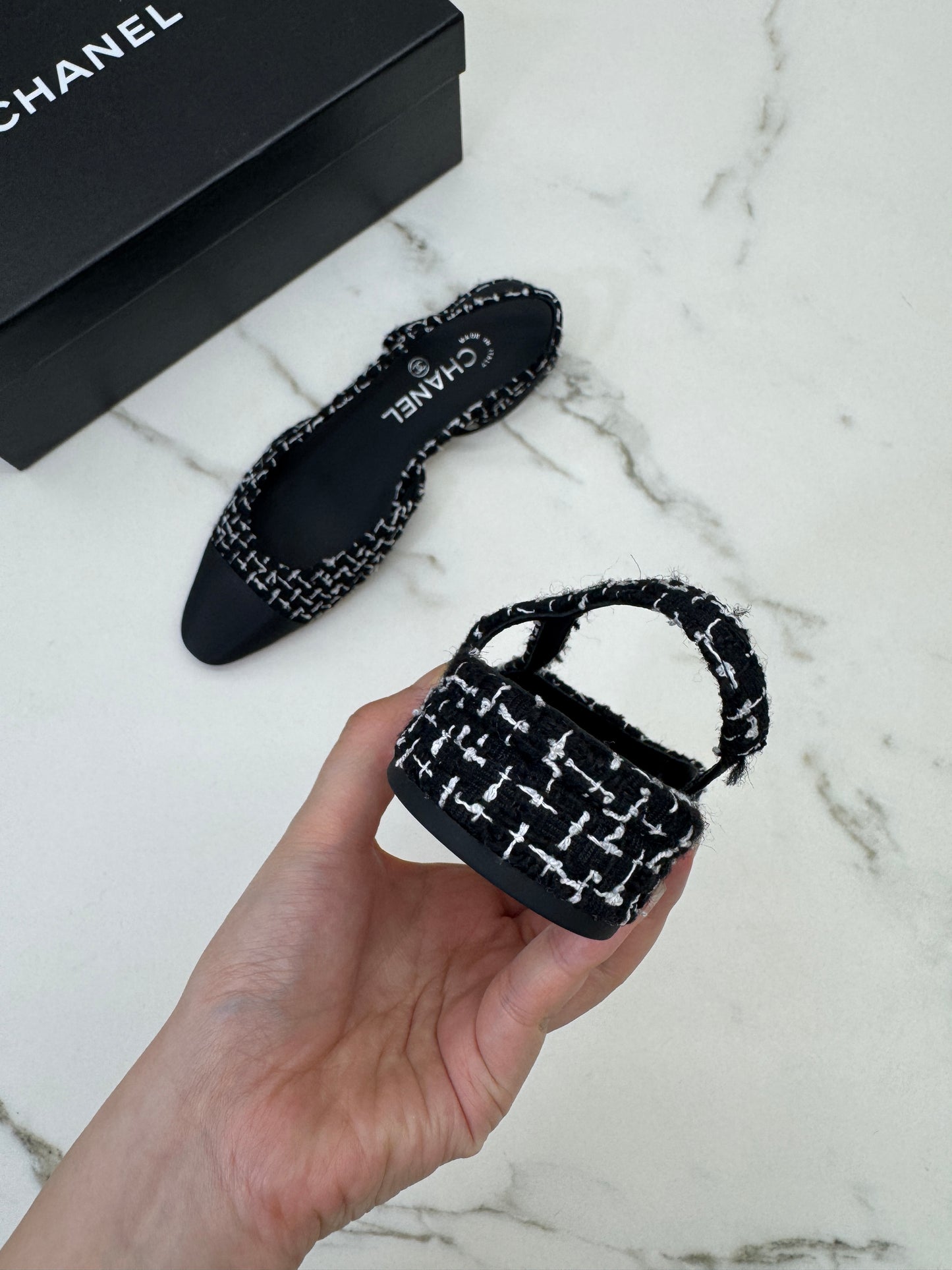 CHANEL Slingback Tweed 黑白粗花呢