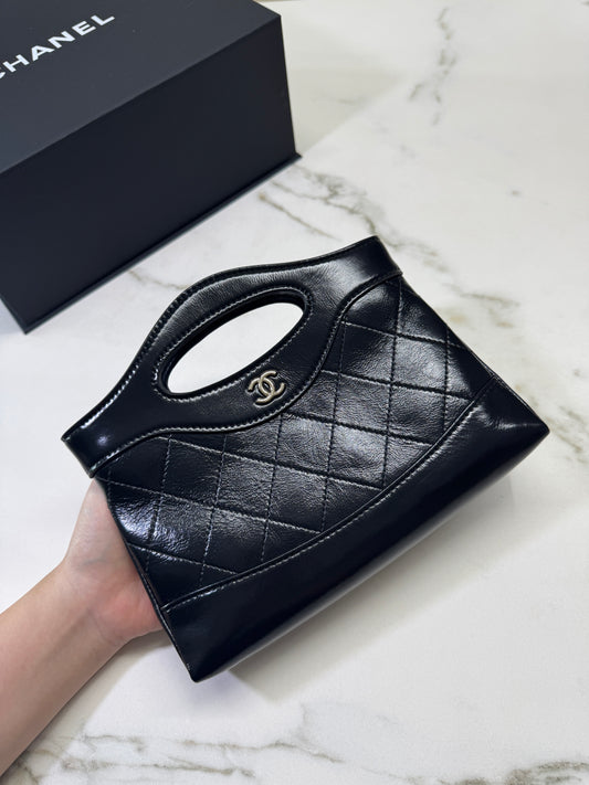 CHANEL 31Bag Nano 油臘牛皮