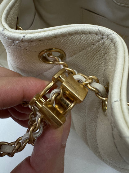 CHANEL Mini 25Bag 米色