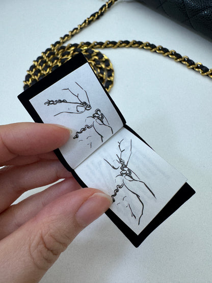 CHANEL Wallet On Chain 黑金牛 新版旋轉扣woc