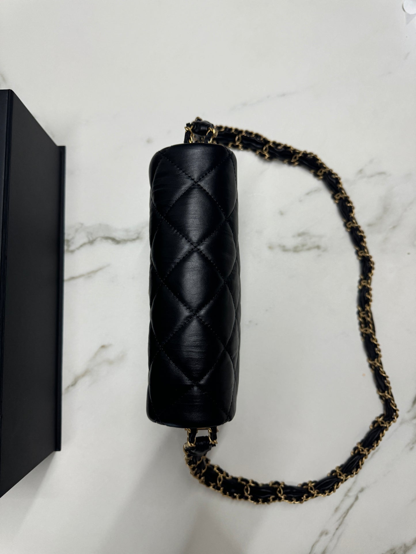 CHANEL 19系列 豆腐包 皺摺牛皮 黑色