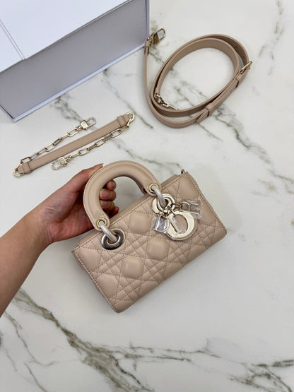 DIOR D-joy Mini 胭脂米 Powder Beige