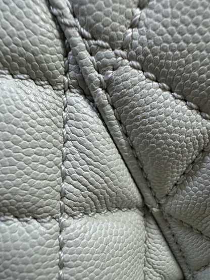 CHANEL Cocohandle 冰川藍 24P Small