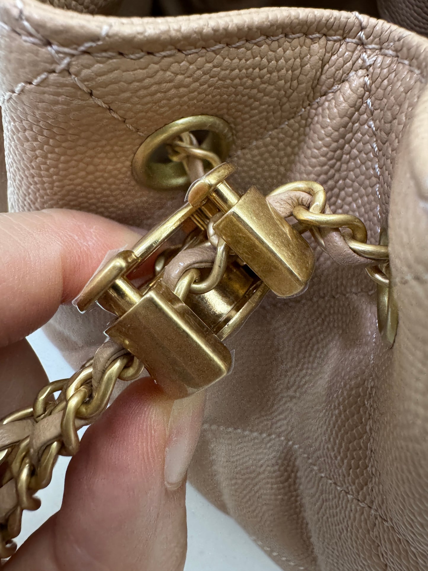 CHANEL Mini 25Bag 奶茶杏荔枝皮 Caviar Calfskin