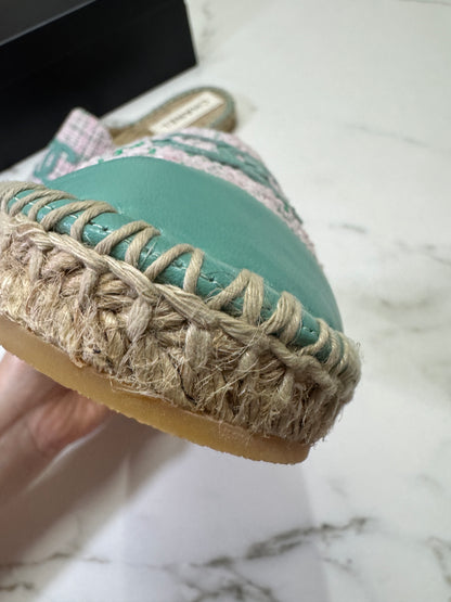 CHANEL 漁夫半拖 軟呢粉紅色拼綠色