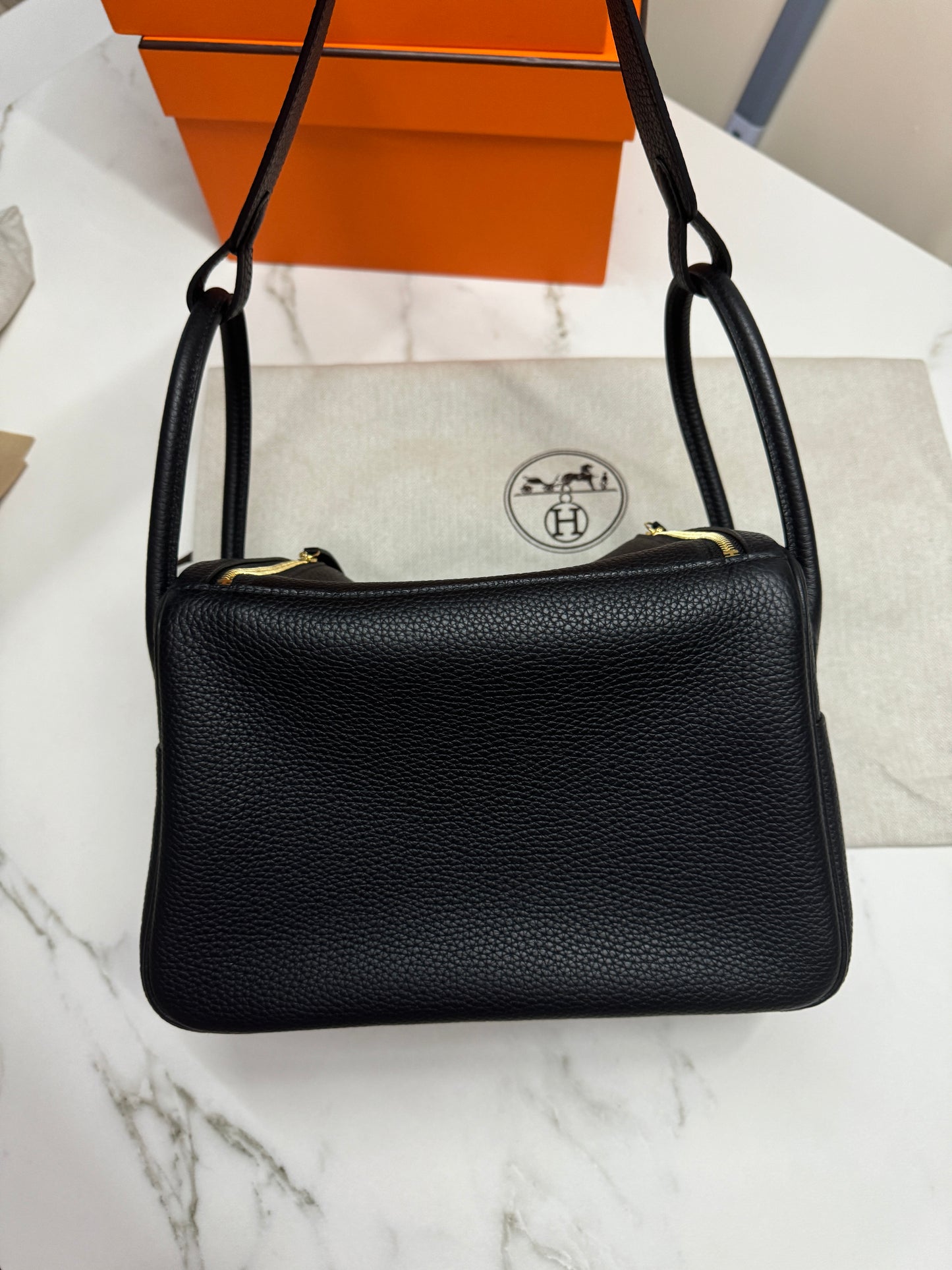 HERMES Lindy26 黑色金扣 TC