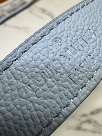 LV Diane 全皮粉藍 Baby Blue