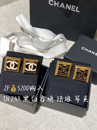 CHANEL 耳夾款