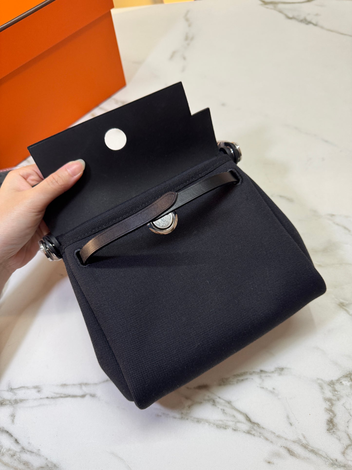 HERMES Mini Herbag 黑銀